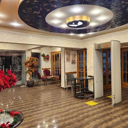 Oasis Hotel Heliopolis Kairo Exterior foto