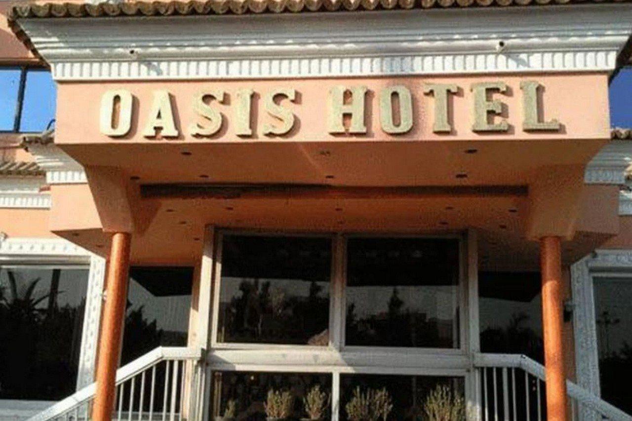 Oasis Hotel Heliopolis Kairo Exterior foto